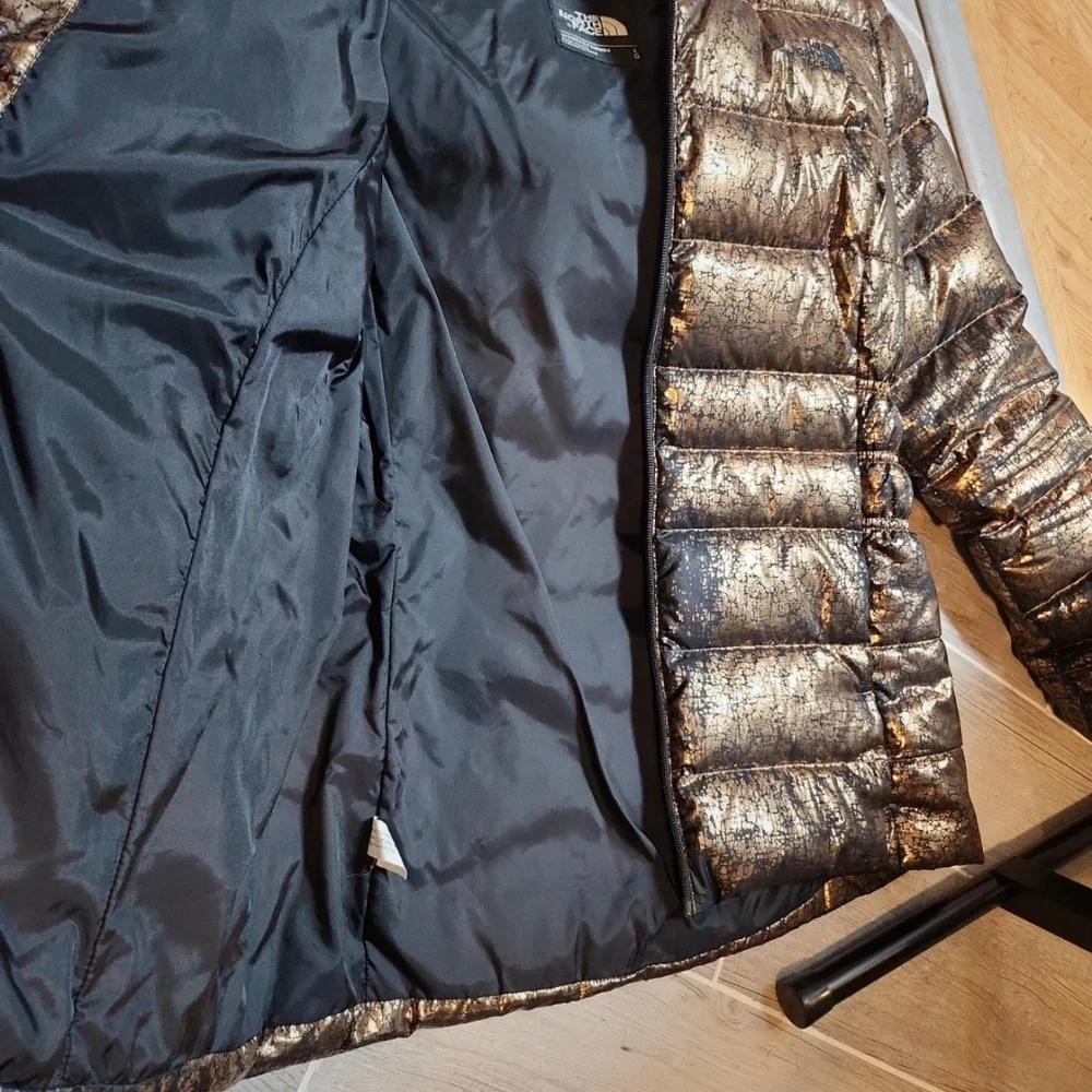 Metallic Gold Puffer Jacket - Picture 8 of 10